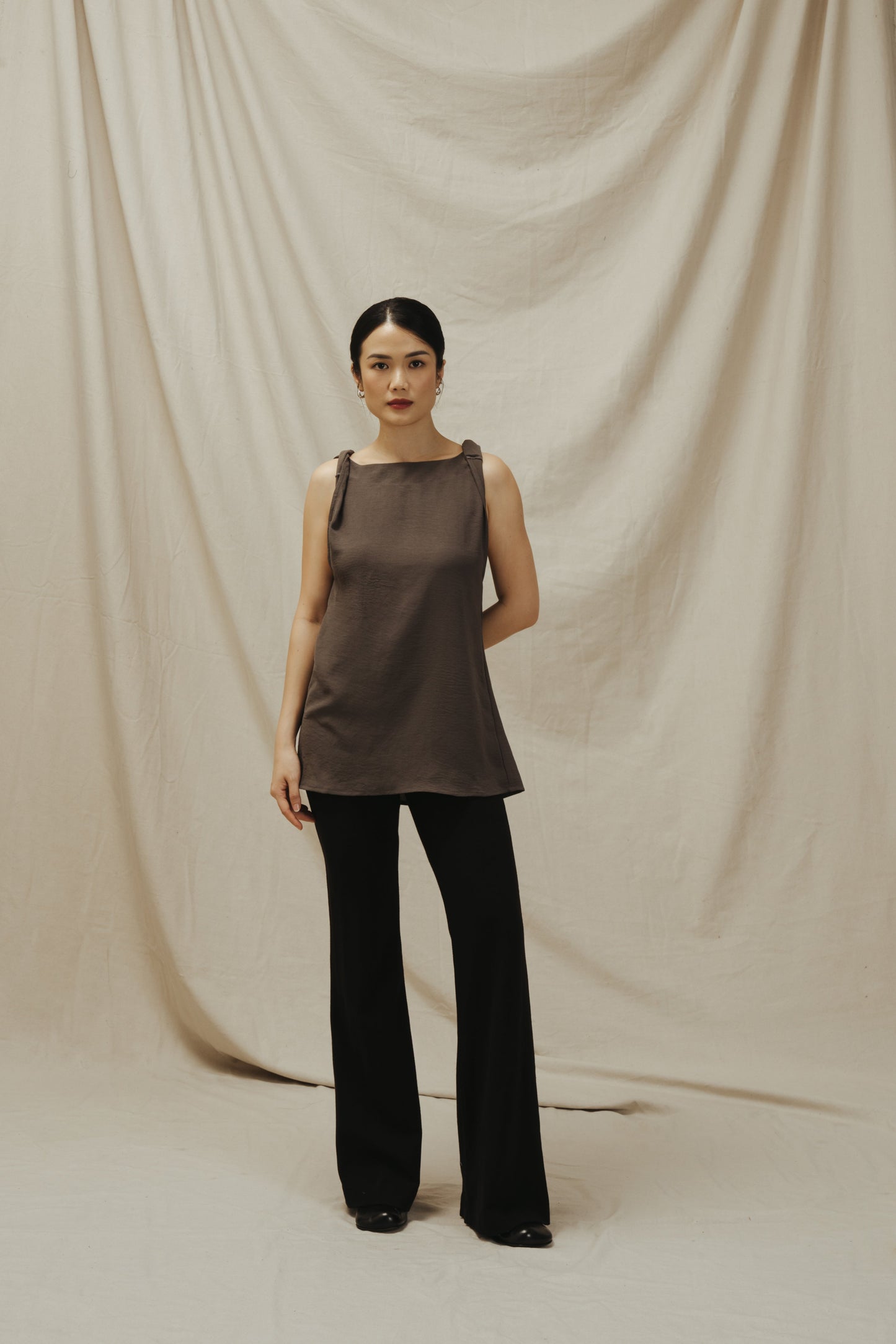 Bea Twisted Top | Gray